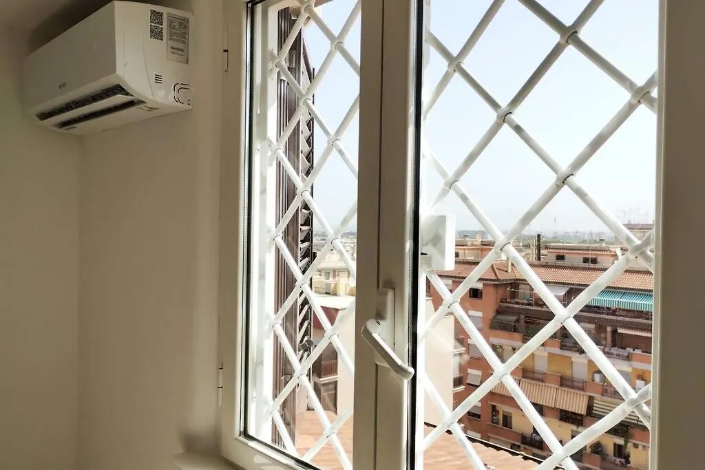 Apartment Casetta Ginevra - Close To Metro C Rome